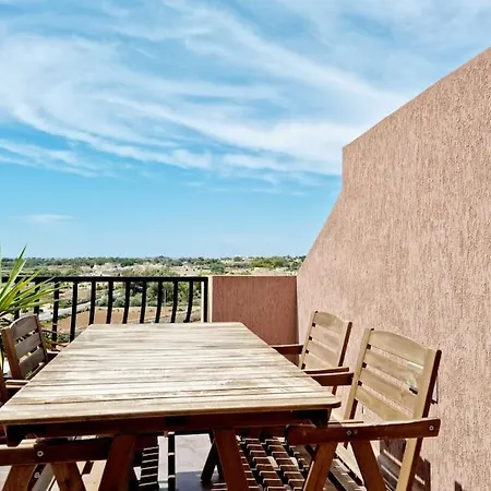 Appartamento Peaceful Penthouse With Views 3 Min Walk To The Marsaskala