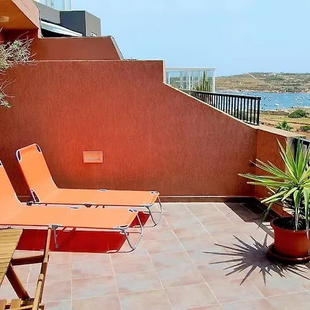 Peaceful Penthouse With Views 3 Min Walk To The * Marsaskala