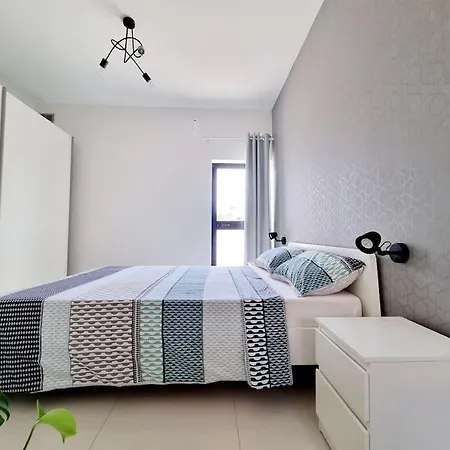 Appartamento Peaceful Penthouse With Views 3 Min Walk To The Marsaskala