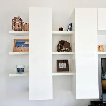 Peaceful Penthouse With Views 3 Min Walk To The 马尔萨斯卡拉